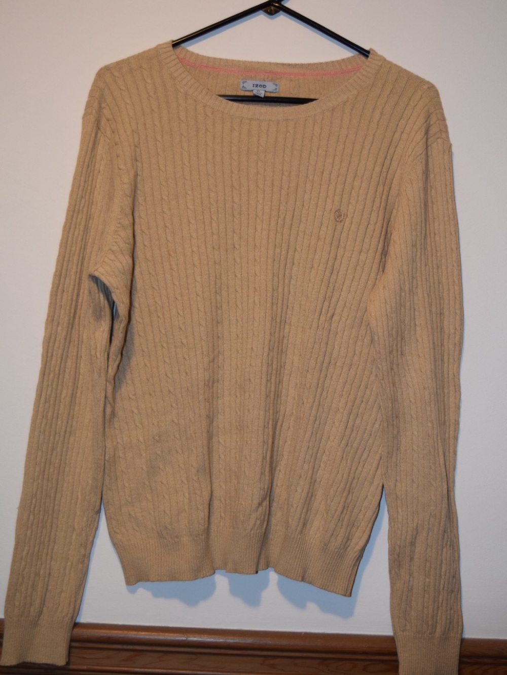 IZOD Cable Knit Sweater XL Tan Camel Crewneck Pink Detail